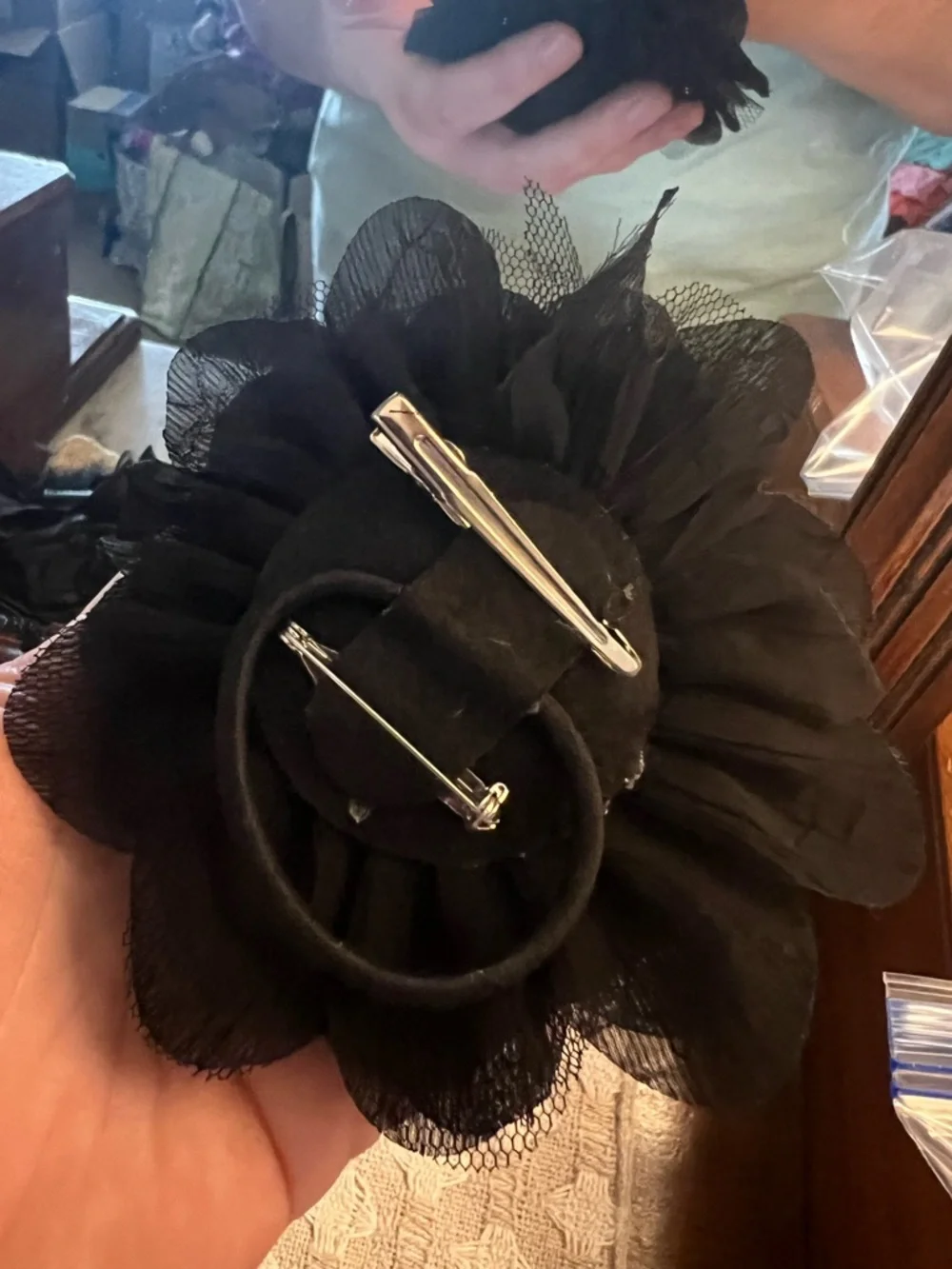 HAIR ACCESSORIES Bag of 2 Bows, 2 Flowers and 1 Halloween Fascinator 5‎ Pieces